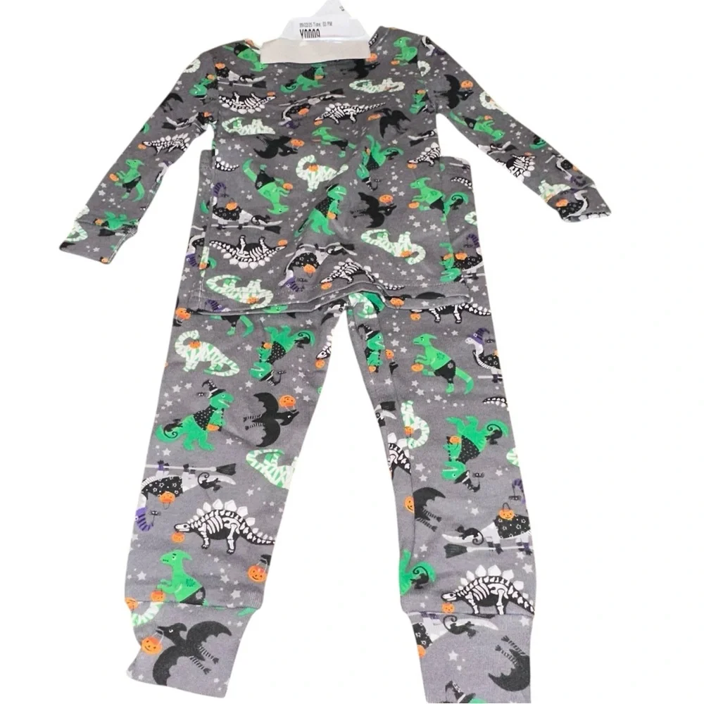 Tommy Bahama 2-Piece Gray and Green Halloween Pajamas with Dinosaurs‎ 12 Months